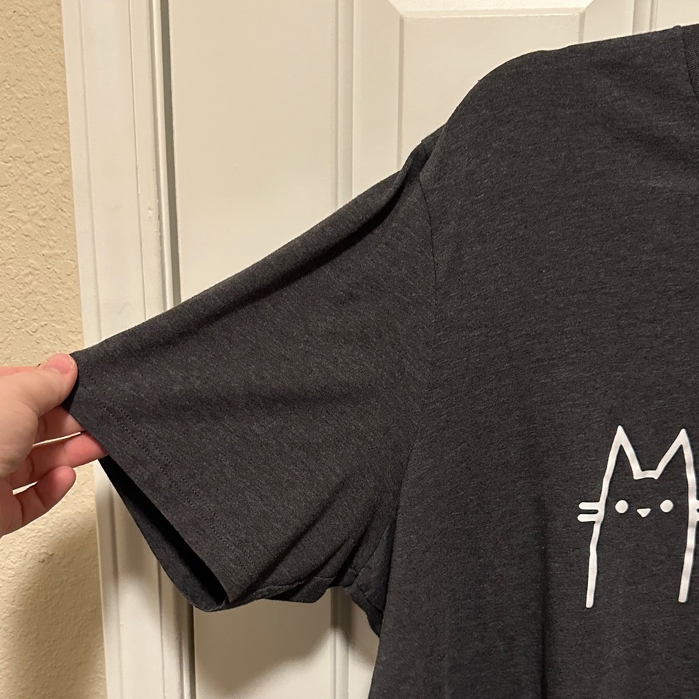 Dark Grey 'Meow' Cat T-Shirt - Picture 4 of 5